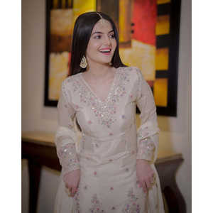 Top de diseñador 2XL con hilo de bordar Plazzo y Dupatta y trabajo de lentejuelas - Product Image 3