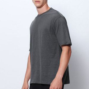 เสื้อยืดคอกลมคุณภาพสูง ผ้าฝ้าย 100% สำหรับผู้ชายและผู้หญิง สกรีนโลโก้ได้ ไซส์ใหญ่ สวมใส่สบาย แขนสั้น ทรงโอเวอร์ไซส์ เสื้อยืดเปล่า - Product Image 3