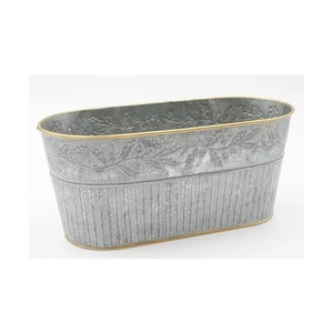 Maceta galvanizada Diseño en relieve decorativo Maceta Bañera Forma ovalada Diseño en relieve Maceta y maceta Lavado blanco Acabado - Product Image 2