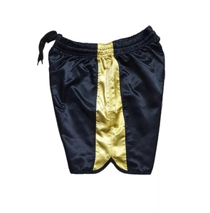 Pantalones cortos de boxeo de satén dorado negro Pantalones cortos de entrenamiento casuales Pantalones cortos de playa para correr con cordón - Product Image 2
