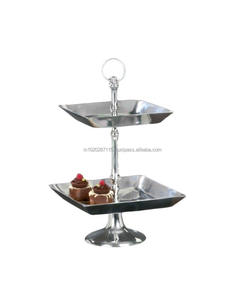 Présentoir à gâteaux en aluminium poli avec base surélevée, parfait pour les pâtisseries haut de gamme axées sur la présentation de gâteaux de qualité supérieure - Product Image 4