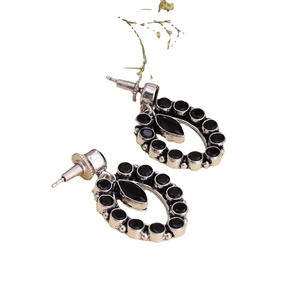 ต่างหูทองเหลืองออกซิไดซ์สีเงินโบราณประดับขอบแบบ Bezel Setting สำหรับผู้หญิง เครื่องประดับสไตล์โบฮีเมียน ของขวัญงานแต่งงาน - Product Image 6