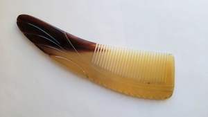 Peine de cuerno natural clásico para peinar, desenredar y cuidar el cabello, herramienta de belleza profesional para peluquería, diseño hecho a mano - Product Image 6