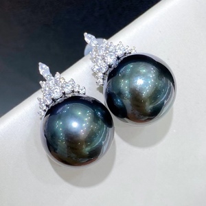 Boucles d'oreilles en argent pur S925 avec perle d'eau douce ronde Aurora de 11-12 mm, bijoux élégants en perle d'eau douce pour femmes - Product Image 1