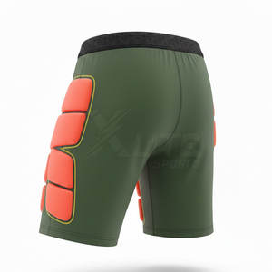 Shorts de gardien de but personnalisés pour équipes sportives – Matière légère et durable pour l'entraînement et les performances en tournoi de football - Product Image 4