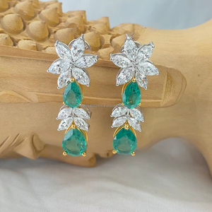 Boucles d'oreilles pendantes en or blanc avec diamants taille marquise et poire, bijoux de luxe pour mariée, élégantes pour mariage, fête, anniversaire, cadeau pour elle - Product Image 1