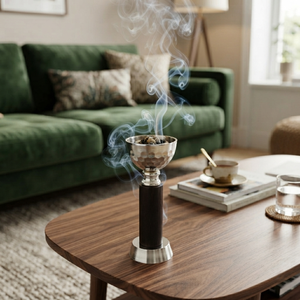Ensemble élégant de brûleurs d'encens en argent et bois foncé, comprenant des bols texturés martelés et des bases assorties élégantes pour l'aromathérapie - Product Image 5