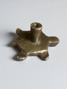 ลูกบิดรูปเต่าทำจากเหล็กร่วมสมัยเฟอร์นิเจอร์ลิ้นชักตู้ตู้เสื้อผ้ามือจับสกรูที่มีความทนทานเป็นมิตรต่อสิ่งแวดล้อมห้องนอนวิลล่า - Product Image 4