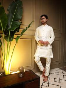 Conjunto de pantalón y kurta Daman Koti de seda pesada para hombre con bordado y lentejuelas, traje étnico de seda slub para fiestas y bodas. - Product Image 3