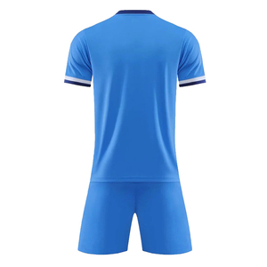 Ensemble de vêtements de football très demandé, kits de football de haute qualité pour adultes, uniformes de football pour hommes, découpe automatisée, nom d'équipe personnalisé, kit OEM - Product Image 4