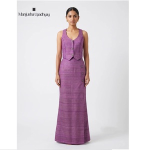 Conjunto de Dos Piezas para Mujer, Chaleco sin Mangas con Botones y Falda Larga hasta el Suelo, Elegante, Disponible en Diferentes Tallas - Product Image 1