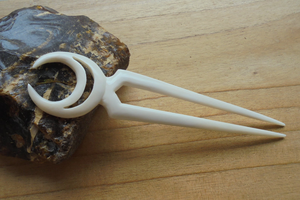 กิ๊บติดผมทำมือจากกระดูก |   ไม้เสียบผมแกะสลักน้ำหนักเบา - Product Image 2