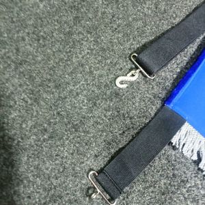 Delantal Masónico de Alta Calidad Hecho a Mano con Piel de Cordero 100% y Flecos Plateados, Personalizado para Maestro Masón - Product Image 4