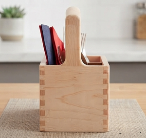 ชั้นวางของในครัวแบบไม้สไตล์สแกนดิเนเวียน สำหรับจัดเก็บอุปกรณ์ครัว - Product Image 3