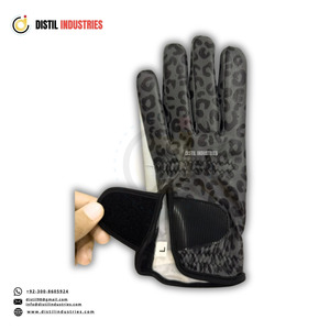Guantes de golf resistentes al sudor para todo tipo de clima con ajuste transpirable, agarre fuerte, palma flexible y control de humedad para golfistas. - Product Image 2