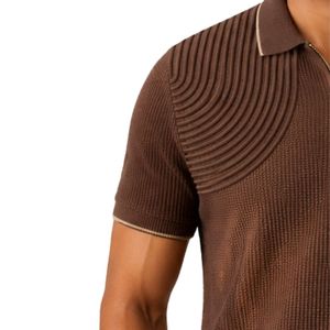 Polo de Punto Personalizado para Hombre en Color Marrón con Cierre Dorado, Manga Corta, Tejido Texturizado de Lujo, Logotipo Personalizado, Diseño de Golf, OEM - Product Image 6