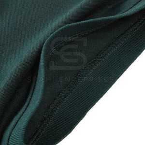 Chemises polo haut de gamme avec tissu doux et coupe confortable, idéales pour les tenues décontractées, les vêtements de bureau et le style de mode quotidien. - Product Image 3