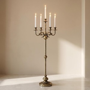 Candelabro decorativo de 5 pilares para fiestas, eventos, esquinas del hogar, decoración de bodas e iluminación ambiental de lujo de la India. - Product Image 3