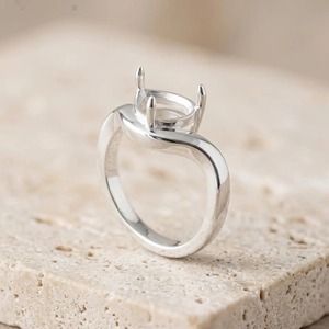 Bague de fiançailles semi-montée en argent sterling 925, taille poire 8x6mm, style East West Bypass, à 3 griffes, pour pierre précieuse non montée - Product Image 6