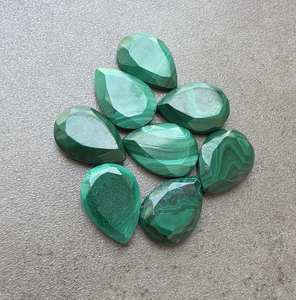 Malachite naturelle, forme goutte d'eau, taille tablette, calibrée, pierre précieuse en vrac pour bijoux - Product Image 2