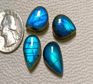 Cabujón de Labradorita Azul Flash en Forma de Pera de 13x18mm, Gema Suelta Pulida con Base Plana para Fabricación de Joyas, Lote Calibrado - Product Image 1