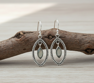 Pendientes Colgantes Marquise Hechos a Mano de Plata de Ley 925 con Labradorita Natural, Marco de Cuentas, Joyería Boho, Regalo para Mujer, Hermana - Product Image 3