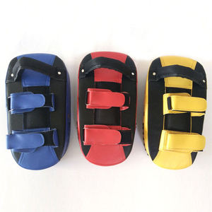 Almohadillas de entrenamiento de boxeo de cuero, escudo curvo para golpes de boxeo, MMA, Muay Thai, escudo de golpeo sólido para entrenamiento de patadas - Product Image 1