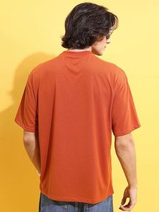 เสื้อยืดคอเต่าทรงโอเวอร์ไซส์สำหรับผู้ชาย สไตล์มินิมอลทันสมัย เนื้อผ้าหนา เหมาะสำหรับใส่เลเยอร์ในฤดูหนาว - Product Image 3