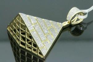 สร้อยคอจี้รูปทรงพีระมิดประดับเพชรคุณภาพสูง ขายดี |   เครื่องประดับฮิปฮอปสุดหรู ได้รับการรับรองจากผู้ที่ไม่ใช่ฝ่ายใดของบริษัท สำหรับทั้งชายและหญิง - Product Image 4