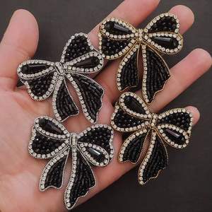 Los más bonitos pendientes de aro con lazos bordados artesanales y cuentas de semillas, para bodas, fiestas festivas y eventos, con diseño Printresty, joyería de moda - Product Image 2