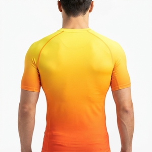 T-shirt de compression à manches courtes pour homme style Bape – Vêtement de sport athlétique avec motif graphique pour l'entraînement - Product Image 2