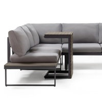 Ensemble de canapés sectionnels en L de luxe moderne, imperméables, pour l'extérieur, avec tables d'appoint intégrées, table basse, structure en acier, pour usage hôtelier