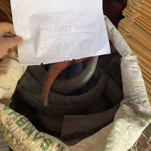 Punta de Cuerno de Búfalo Natural Ecológica, Color Negro Rústico, para Navidad y Año Nuevo Chino - Product Image 1