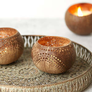 Center Piece Table Decorations Tea Light Tiny Candle Holders Made of Natural Coconut Shells for Wedding Centerpieces - Product Image 2