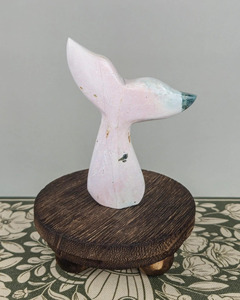 Sculpture de queue de baleine en jaspe licorne naturel, pierre précieuse polie, thème océan, décoration intérieure, cadeau, vente en gros - Product Image 1