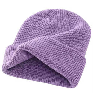 Gorro Unisex Ligero y Cómodo para Uso Diario, Tejido Común Diseñado para Uso Casual, Actividades al Aire Libre y Clima Frío - Product Image 4