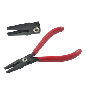 <b>Flat</b> Nose Plier 130mm Smooth Jaws With Spring & PVC Handles Lap Joint Jewelry Making <b>Black</b> Oxide Precision Wire Wrapping Pliers - Product Image 1