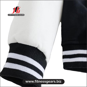 เสื้อแจ็คเก็ตวาร์ซิตี้แบบสั่งทำสำหรับผู้ชาย JUST FITNESS GEARS รุ่นรักษ์โลก สีแดงดำ ปักลายด้านหน้า สวมใส่สบายๆ ในฤดูหนาว ผลิตจากโพลีเอสเตอร์ - Product Image 4