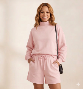 Conjunto de Pantalones Cortos de Forro Polar con Cuello Alto y Mangas Largas para Mujer, Conjunto de Dos Piezas de Invierno, Cómodo, Cálido y Elegante para Uso Diario - Product Image 1