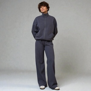 Survêtement ample pour femme en coton molletonné et polyester, épais et confortable, 500 GSM, taille oversize - Product Image 3