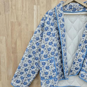 New Printed <b>Quilted</b> Breathable Cotton Hooded <b>Jacket</b> Coat Floral <b>Pattern</b> Woven Knitted Eco-Friendly European American Style for - Product Image 2