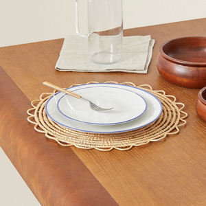 Creative Flower Rattan <b>Placemat</b> <b>Round</b> Woven Tablemat Hollow Petal Coaster Rustic Charger Plates For Fine Dining Restaurant Decor - Product Image 4