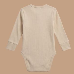 Cot & Candy Body de Manga Larga Orgánico para Bebé Color Almendra Melocotón - Product Image 2