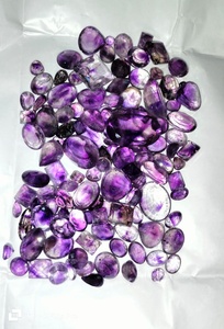 BAITHU GEMS Améthyste naturelle polie, quartz transparent violet, taille brillante, personnalisable, pour la fabrication de bijoux, la méditation et l'énergie concentrée - Product Image 1