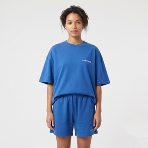 Nouvel ensemble décontracté deux pièces pour femme, été 2026, avec short cycliste et t-shirt uni à col rond, personnalisable avec logo - Product Image 5