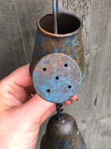 Chaîne de pluie en métal en forme d'arroseur, alternative écologique au tuyau de descente et pour la visualisation du flux d'eau de pluie, provenant d'Inde - Product Image 5