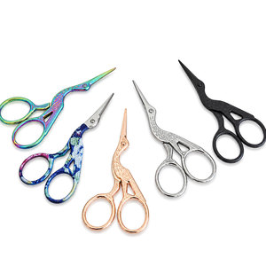 Tijeras de Bordado Multicolores con Diseño de Cigüeña, Acero Inoxidable, Punta Fina, Herramienta para Cortar Hilo - Product Image 1
