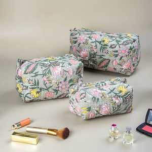 Large Capacity Cotton Fluffy Travel Toiletry Bag French Flower Quilted Cosmetic Bag Zipper Cute Floral Skin Care Product Bag Bow - Product Image 6