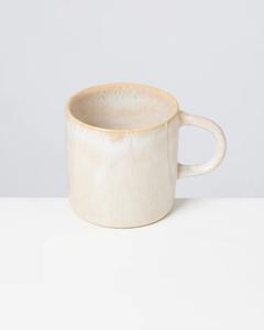 Elegante Taza de Café de Cerámica con Acabado Crema Suave, Cuerpo Redondeado, Asa Cómoda, Resistente al Calor, Artesanal para una Cocina Atemporal - Product Image 6
