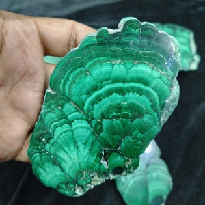 Tranche de malachite verte polie, pierre gemme rayée, spécimen minéral pour la décoration de la maison et du bureau, vente en gros, objet de collection artistique - Product Image 4